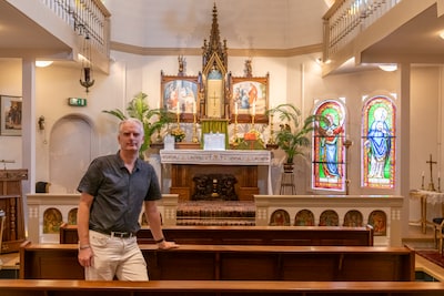 Katholieker dan de paus, in hartje Tilburg: dit kleine clubje houdt het zuivere geloof levend