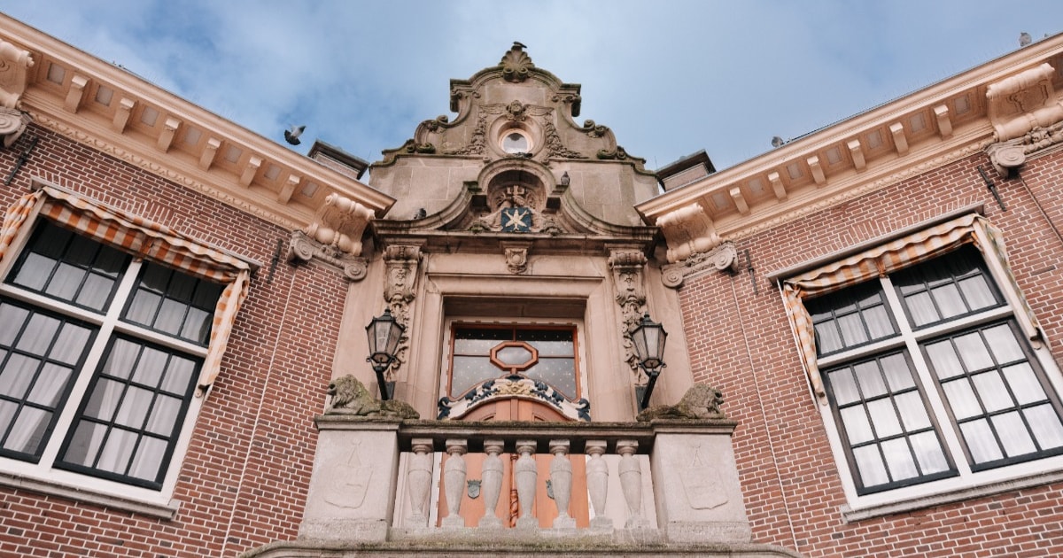 Bijzondere rondleiding door Raadhuis Zandvoort