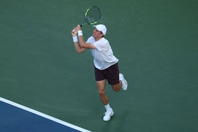 LIVE US Open | Van de Zandschulp bereikt vierde ronde US Open na slopende vijfsetter tegen Belg Bergs