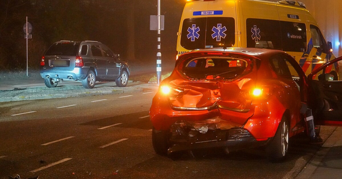 Forse schade na kop-staartbotsing in Heerhugowaard