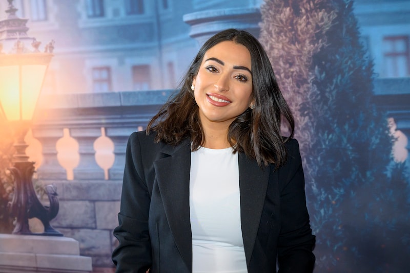 Aangifte Lale G&uuml;l tegen Roddelpraat wegens racisme: 'Dit is gewoon jaren  dertig rassenleer', presentator Schouten doet aangifte tegen G&uuml;l | Show |  AD.nl