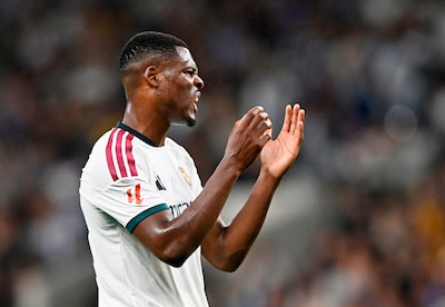 Espanyol komt op gelijke hoogte bij officiële debuut van Denzel Dumfries voor Real Madrid
