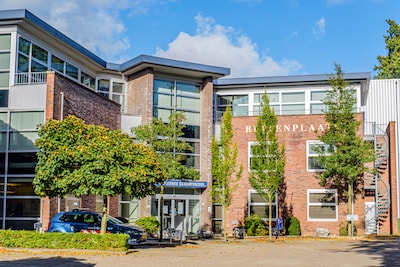 Scherpenzeel erg verdeeld over de komst van een azc, gemeente wacht op een nieuw kabinet