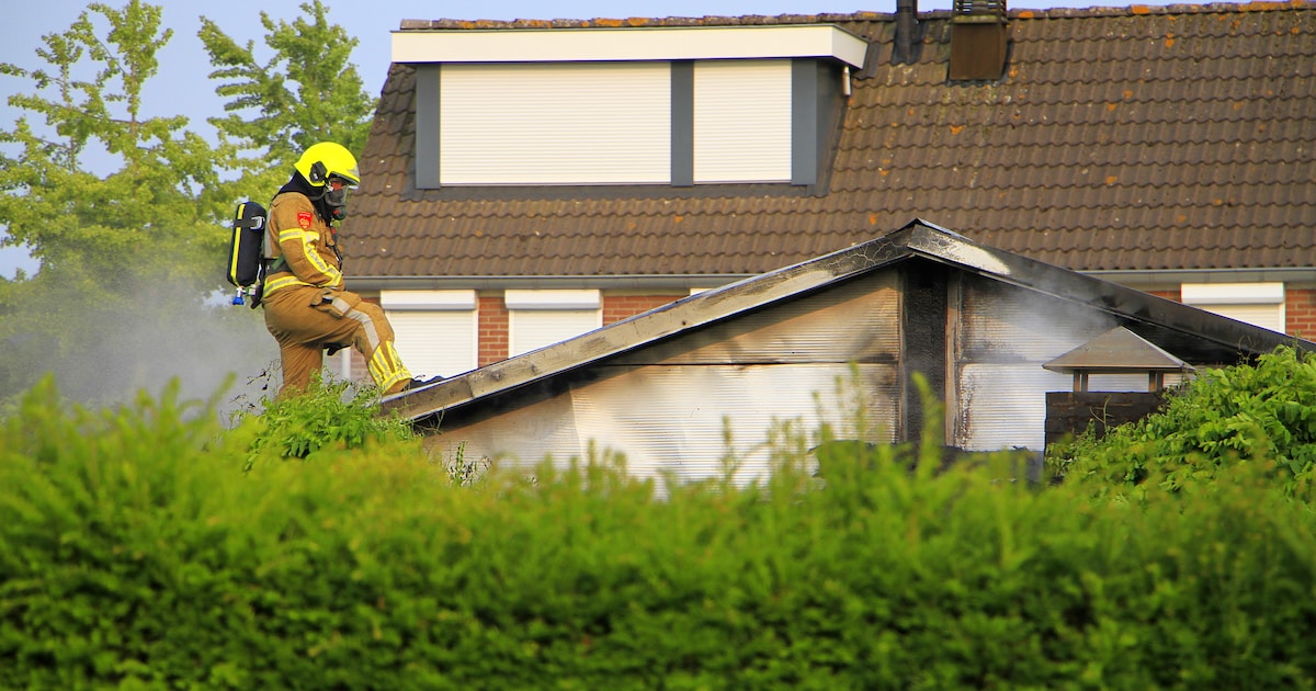 Brand in tuinhuisjes op Klemmenstraat in Stramproy