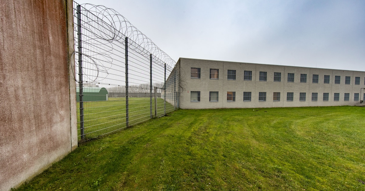 Gevangenis in Lelystad afgesloten om mogelijke smokkel
