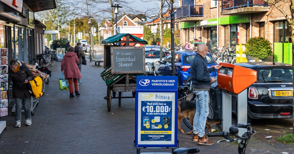 Praat mee: begrijp jij dat deze supermarkt een verbod instelt op bedelen om spaarkaartjes?