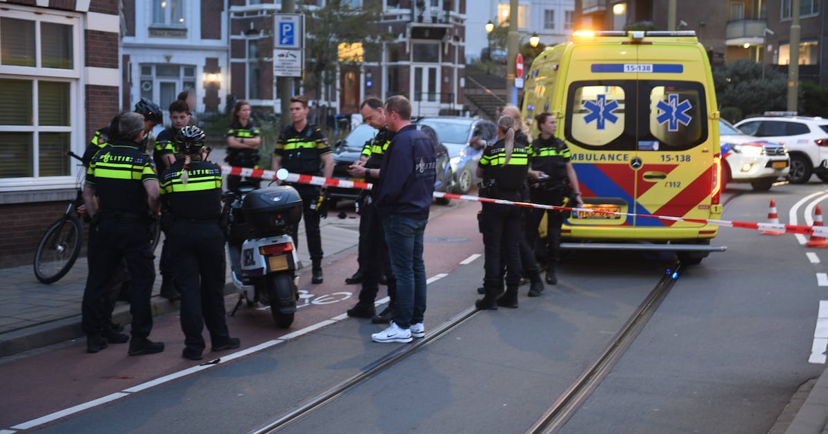 Scooterrijder raakt gewond bij ongeval op Badhuiskade in Scheveningen