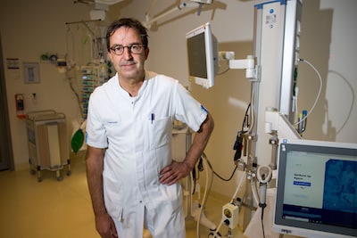 Watch the questioning of ICU doctor Diederik Gommers by the COVID-19 commission