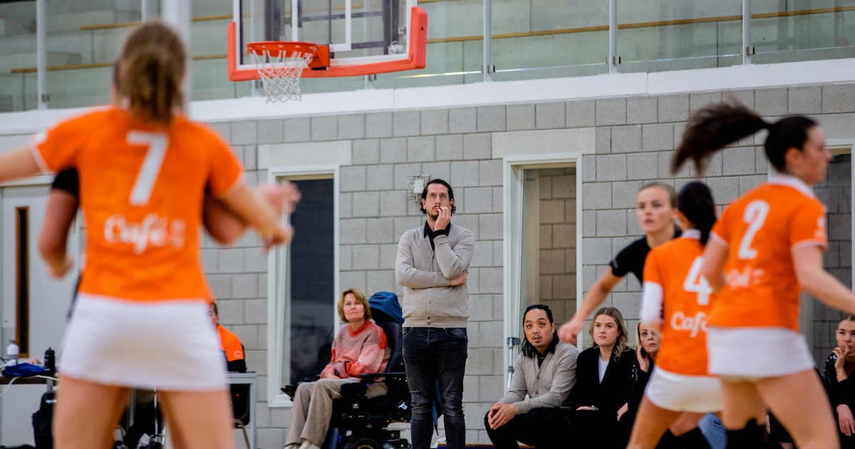 Trainer Vios/Spes wordt 100 jaar ouder bij allesbeslissend duel: ‘Toen dacht ik dat we onze kans had