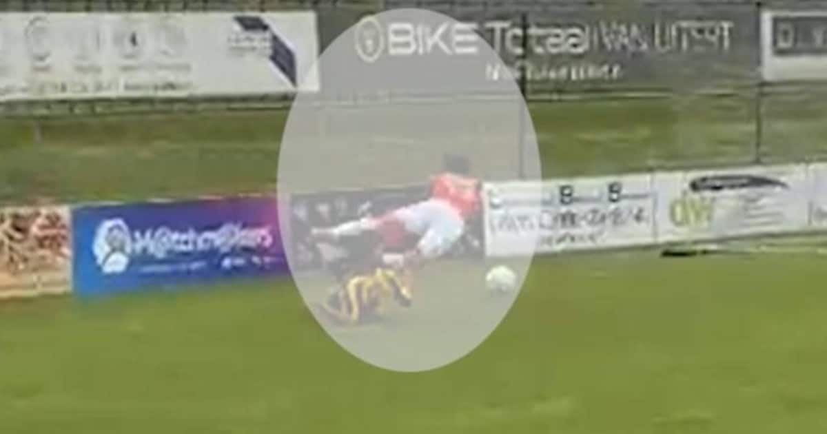 Oordeel zelf: is dit een penalty of niet? Amateurclub ziet promotie vervliegen door ‘cruciaal moment