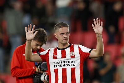 Joey Veerman ziet transfer in het water vallen: loopt PSV nu risico óf is het juist een gouden zet?
