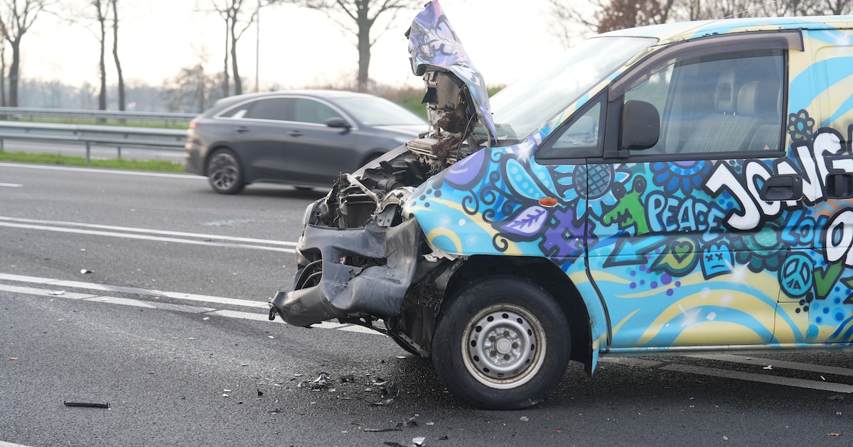 Verbindingsweg bij knooppunt Lankhorst weer vrij na ongeval