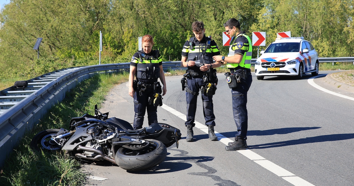 Motorrijder ten val in bocht op de A4 bij Schipluiden