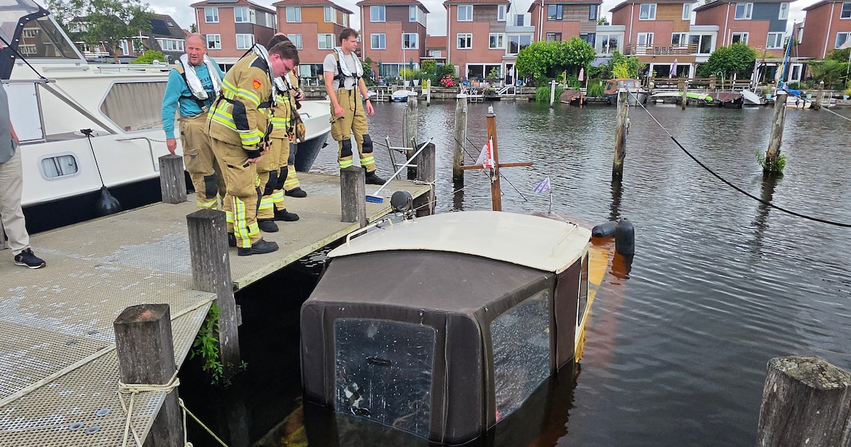 Boot Anna (130) ligt nog maar net in de haven van Meppel als het misgaat: ‘De motor kan ik vergeten’