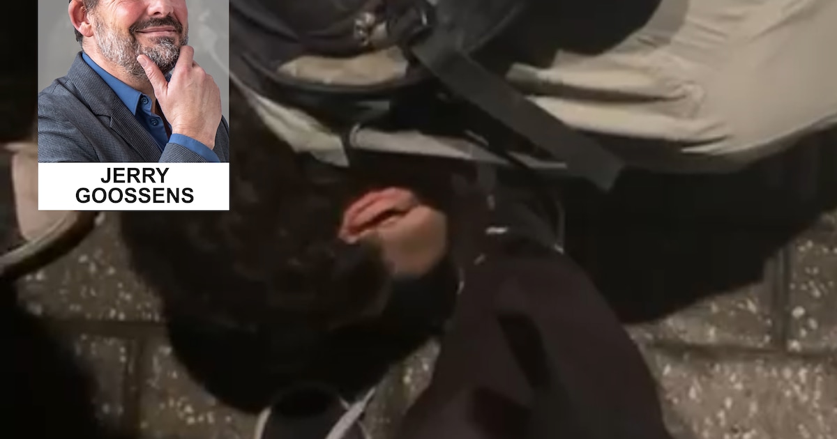 Jerry wordt opgewonden van een door vogels ondergekakt fietswrak, maar hij wordt er niet geil van