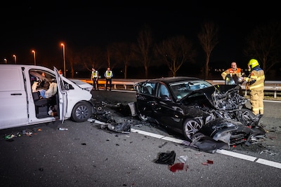 Rijkswaterstaat na kettingbotsing op A12 bij Duitse grenscontrole: ‘We nemen maatregelen’