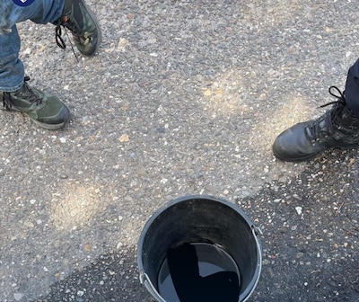 Magneetvissers halen mogelijk vuurwapen uit water in Eindhoven, politie start onderzoek