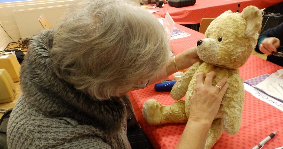 Repair Café Winsum opent zaterdag in De Blauwe Schuit
