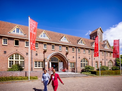 De Rooi Pannen komt met Tillykunde, onder het motto ‘Tilburg, dat kun je’