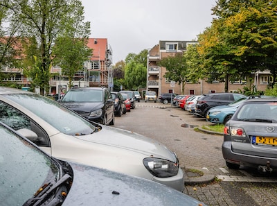 Utrecht vol gas verder met uitbreiding betaald parkeren, maar in Lunetten zijn ze niet blij: ‘Kost g