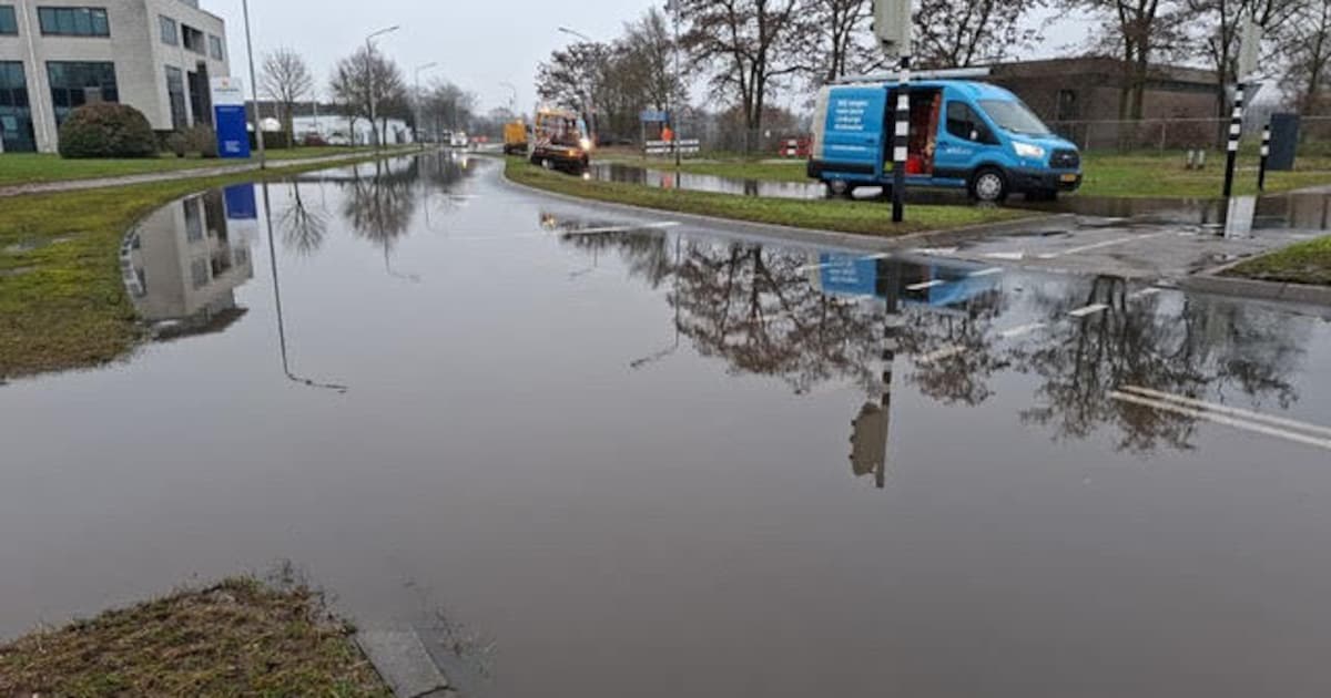 Leidingbreuk veroorzaakt flinke lekkage in Venlo