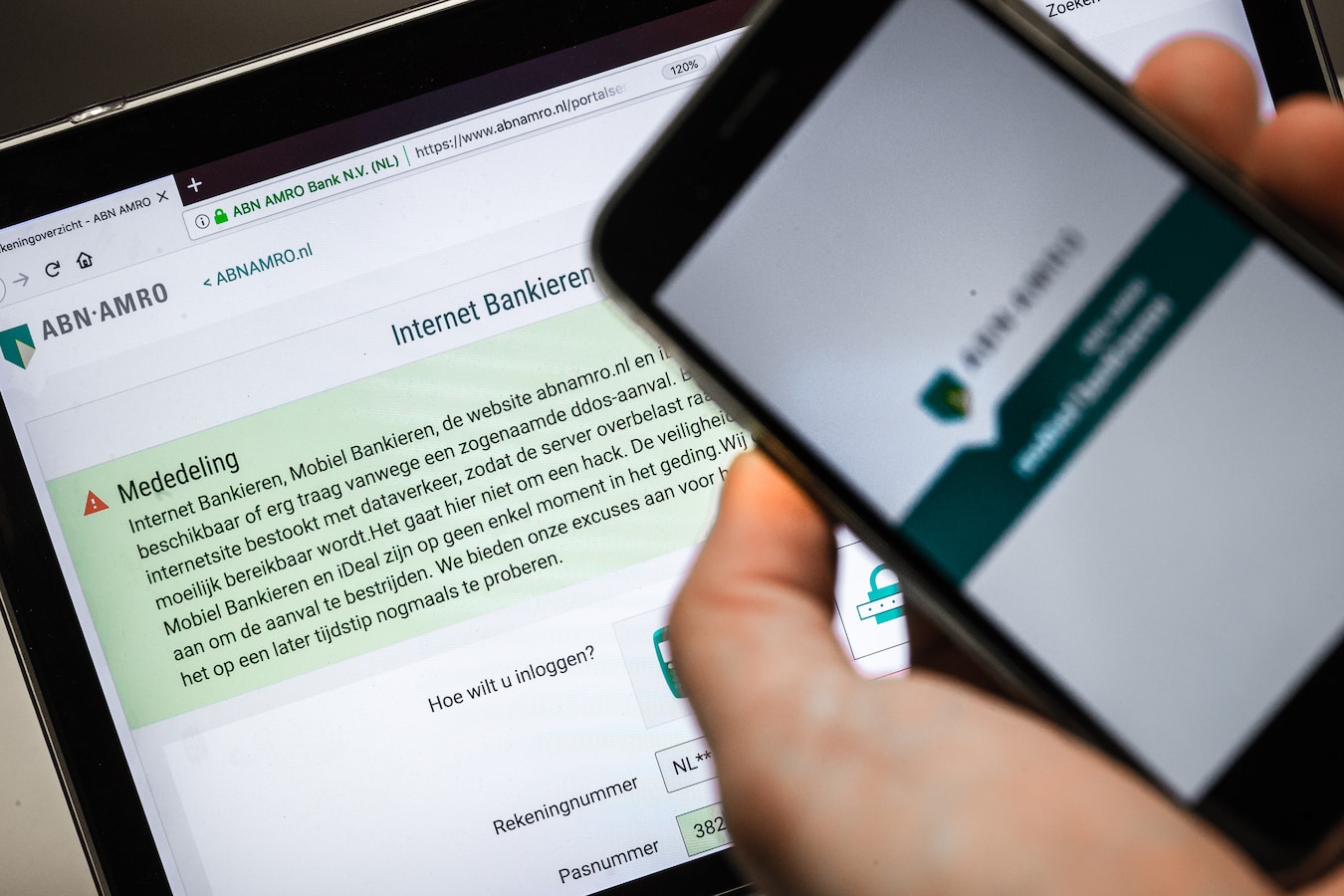 Storing app en internetbankieren ABN AMRO voorbij | Foto | AD.nl