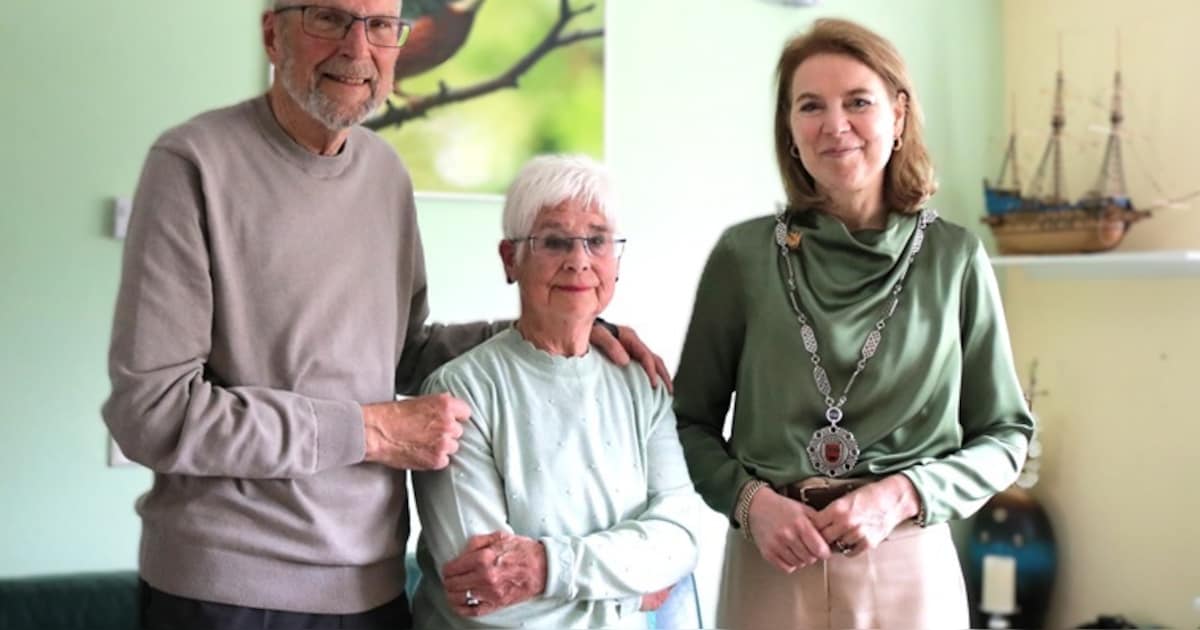 Diamanten huwelijk in Benning gevierd met burgemeester