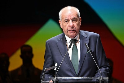 Hongaarse president tekent voor eigen vertrek, baan vanaf maandag vacant