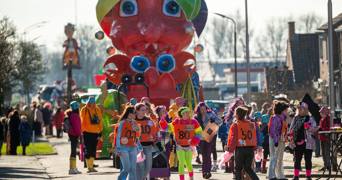 Optocht Biesboschrakkersrijk in foto's