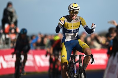 Vroege vluchter Victor Vercouillie grijpt verrassend zege op VAM-berg, Italiaanse wint bij vrouwen