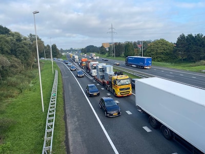 Gesloten vaarwegen zorgen voor duizenden extra vrachtwagens in Twente