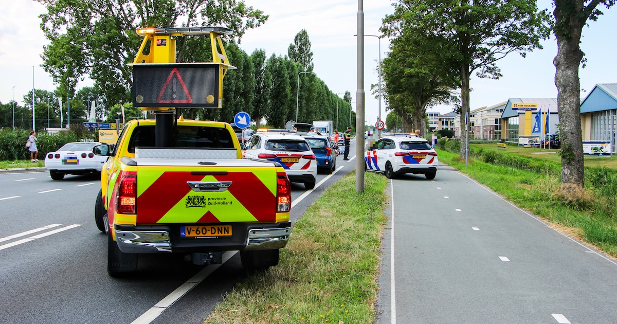 Scooter en auto betrokken bij ongeluk op Hoogeveenseweg in Boskoop
