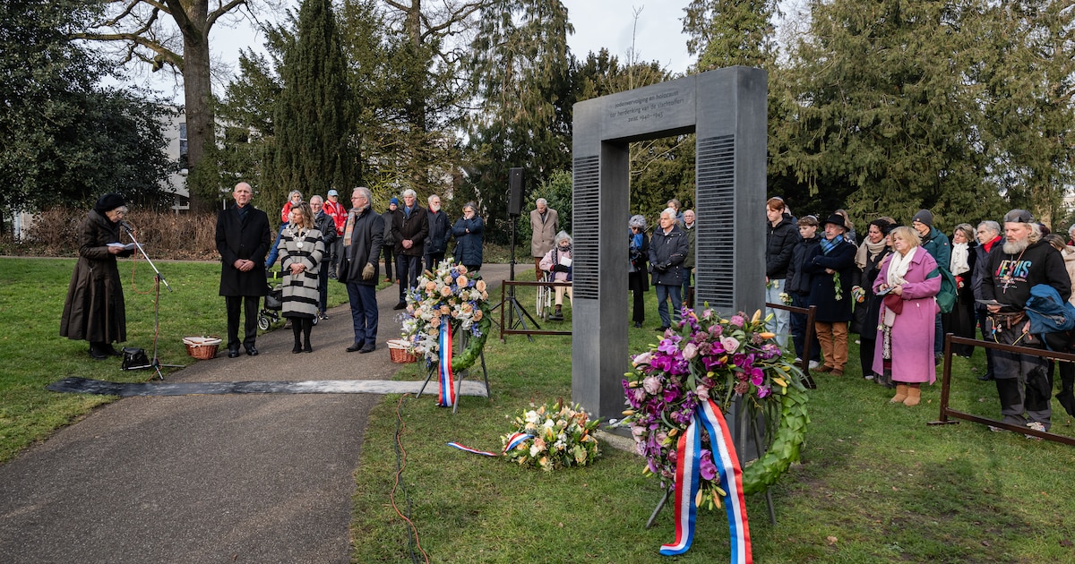 Holocaust Memorial Day herdacht in Zeist met stille tocht naar Joods monument