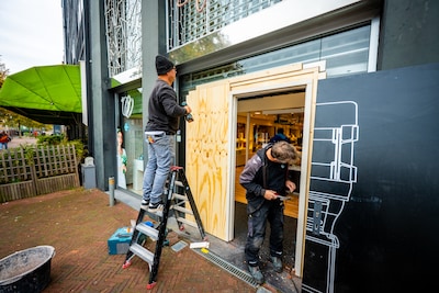 Bedrijfsleider na overval in winkel juwelier Tuijn: ‘Ze zijn overdag al binnen geweest om te verkenn