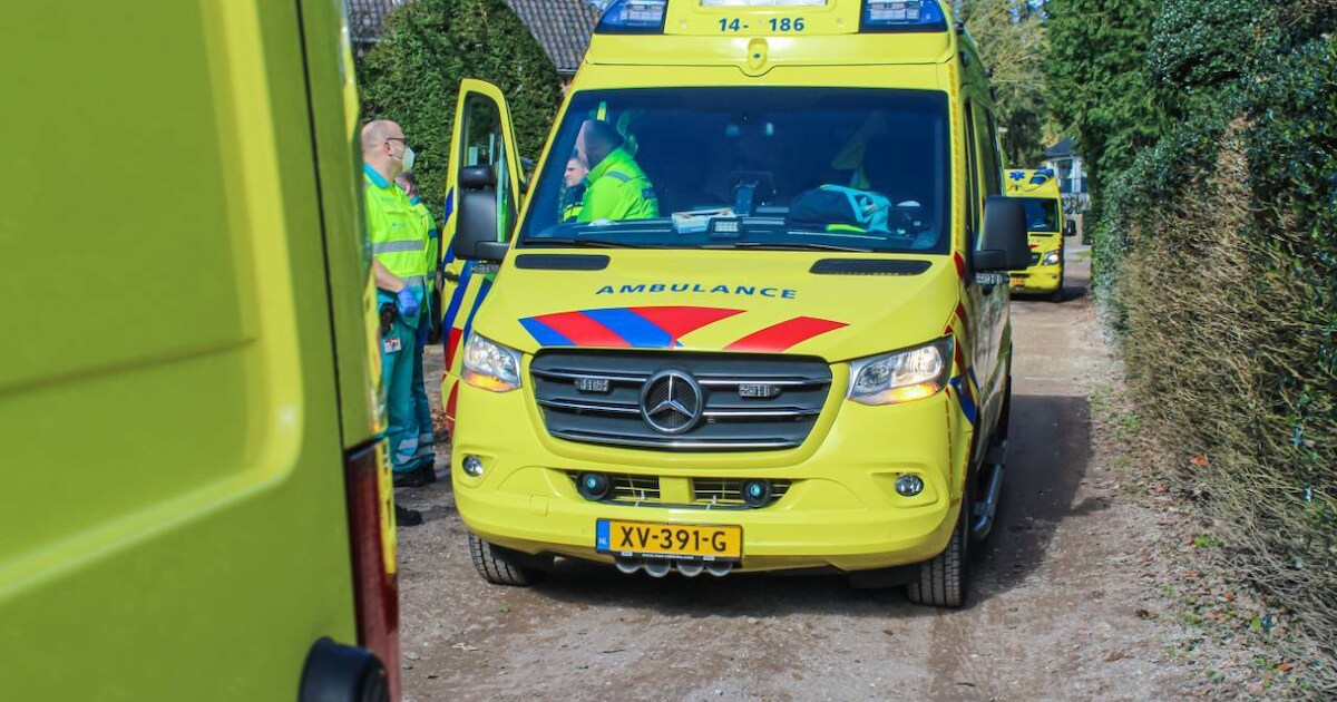 Hulpdiensten uitgerukt voor persoon te water op Damwâldsterreedsje in Dokkum