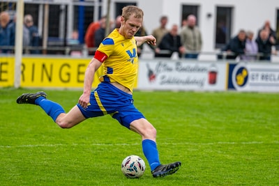 NSC herdenkt erelid, beschikt over getrouwde invaller met bijzonder verhaal én aast plots op deelnam