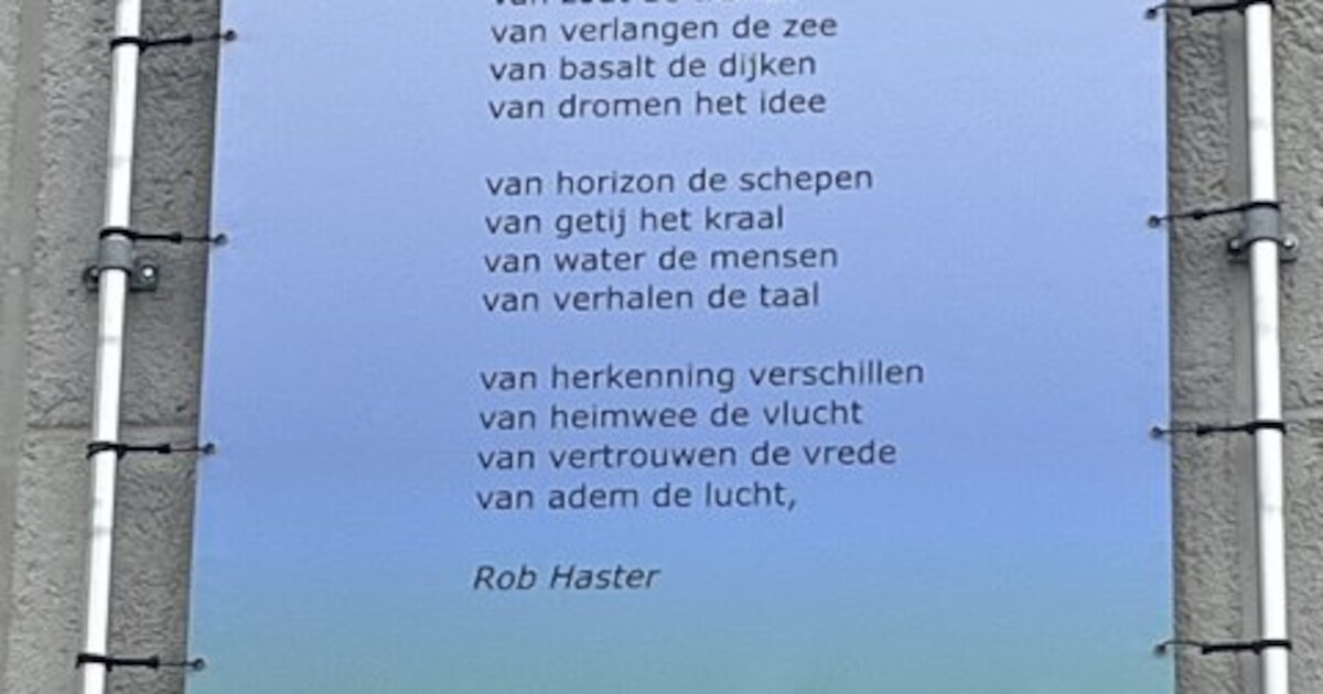 Gedicht van Rob Haster siert gevel in Middelharnis