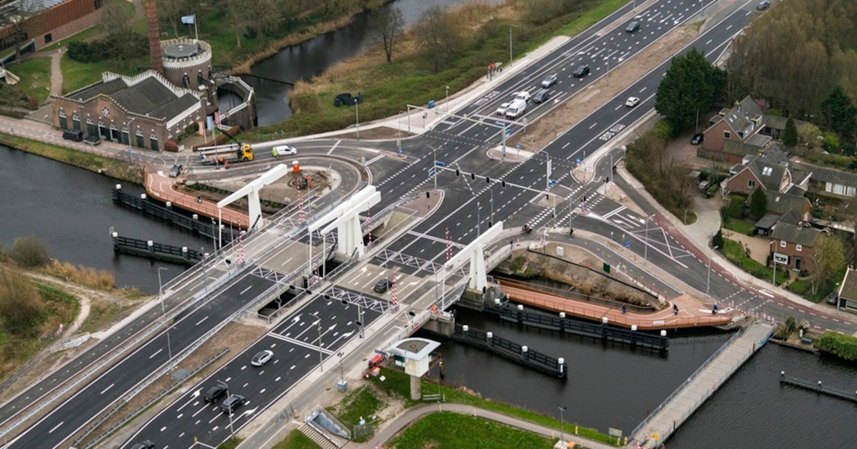 Cruquiusbruggen feestelijk geopend in Heemstede