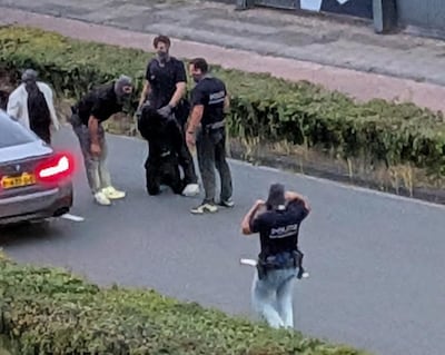 Verdachte rent weg terwijl arrestatieteam in Amersfoort achter hem aan zit: ‘Ze stonden verdekt en k