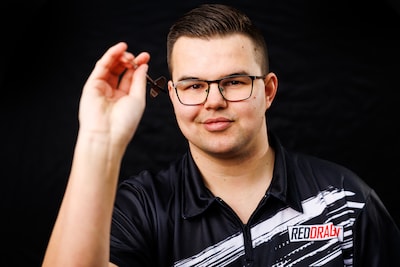 Hoe darter Gian van Veen binnen slechts drie jaar tijd is uitgegroeid tot een wereldtopper