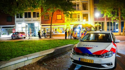 Politie onderzoekt mogelijk steekincident aan Gele Rijders Plein in Arnhem