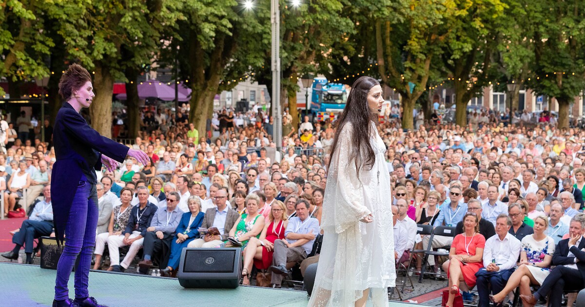 De tuinstoeltjes kunnen weer naar de Opera op de Parade: dit keer voor ...