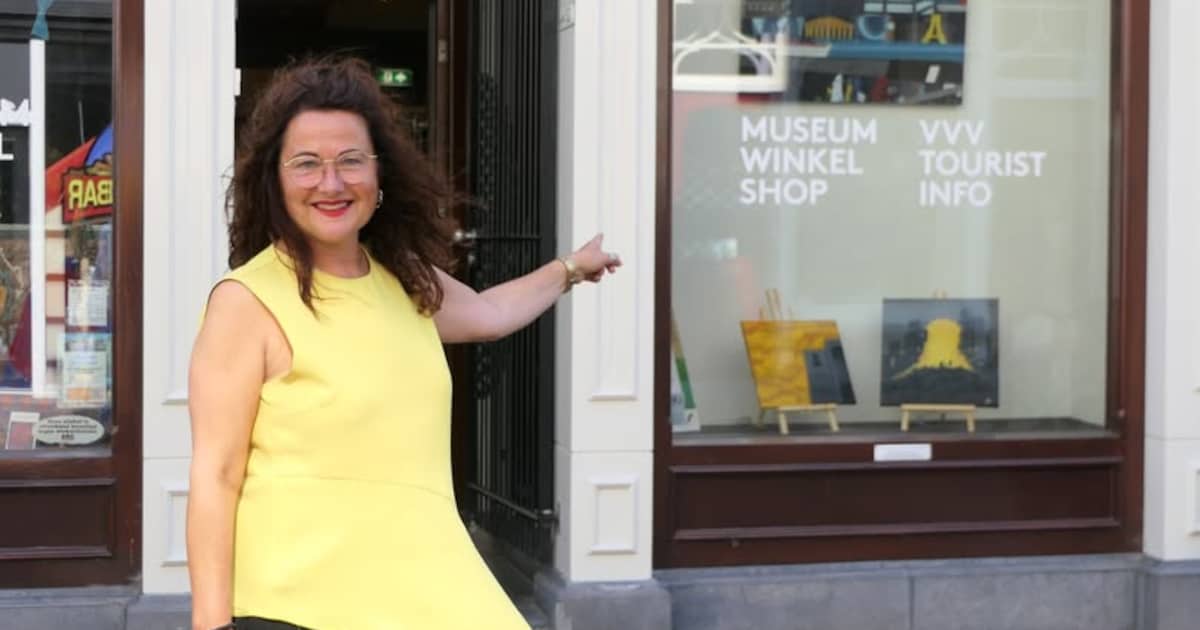 'Europa in facetten', werk van Judith Musch, in etalage van VVV Purmerend