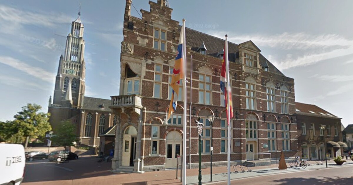 Jeanne Zwaans geeft lezing over het drijvende Achterhuis in Echt
