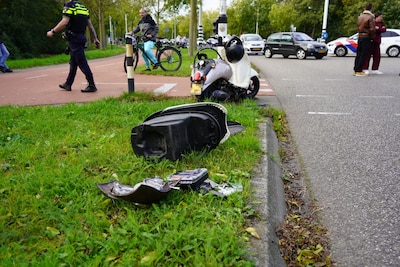 Scooterrijder raakt gewond bij ongeluk met auto in Zwolle