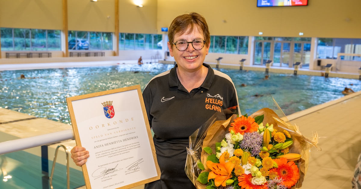 Anita Hendriks ontvangt Speld van Verdienste in Geleen