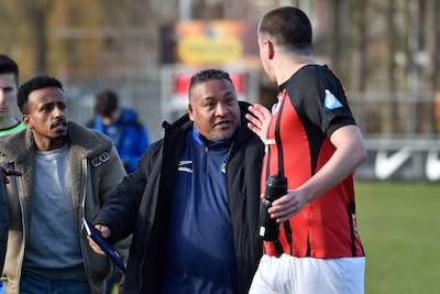 Trainerswissel moet ONA uit degradatiezorgen helpen: ‘We willen een shockeffect creëren’