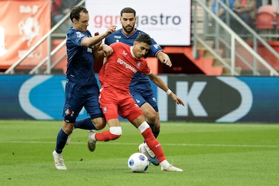 FC Twente in tam duel op zoek naar opening in compacte verdediging Telstar