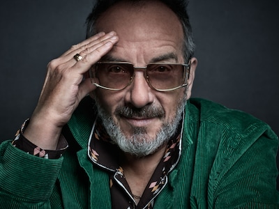 Oude klassiekers met nieuwe energie: Elvis Costello over rock-’n-roll en risico’s nemen