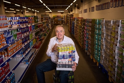 Van paracetamol tot ‘rendierkeutels’: koopjesketen Die Grenze opent eerste winkel in Rotterdam